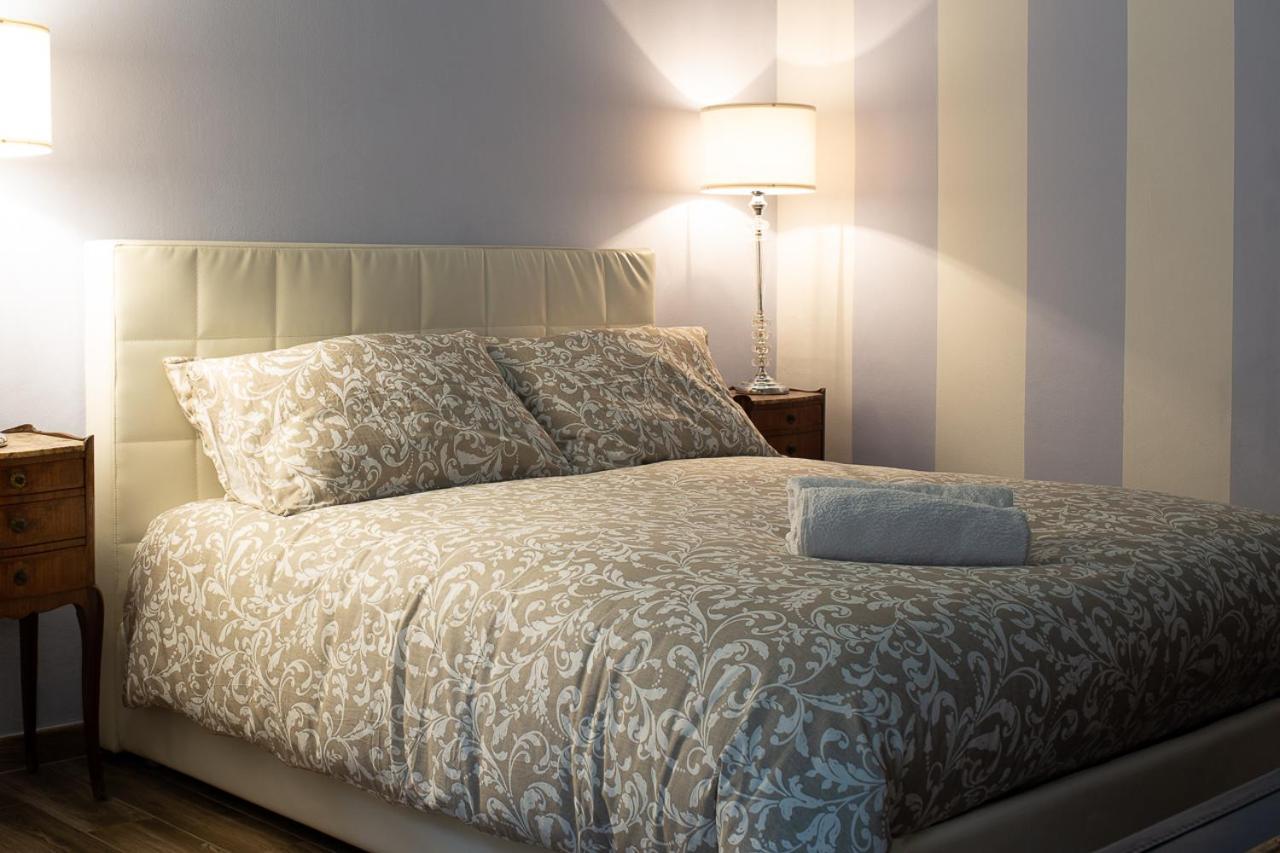Belle Epoque Milano Apartment Bagian luar foto